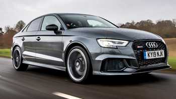 2018 Audi RS RS3 Sedan Carbon Edition