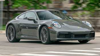 2019 Porsche 911 Carrera 4