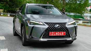 2020 Lexus UX 250h Luxury with EP 3
