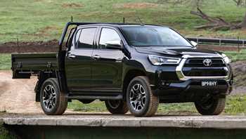 2021 Toyota Hilux 4x4 SR5+ Double Cab Chassis