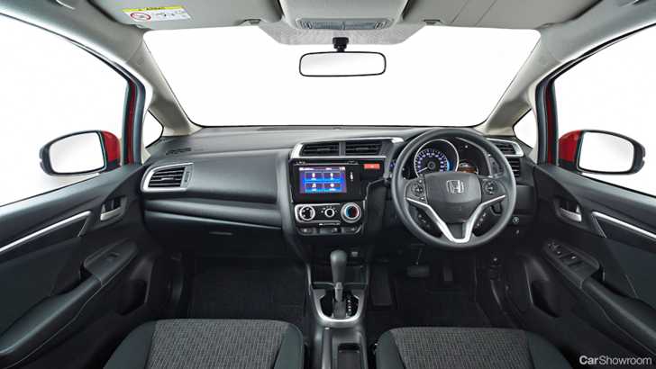 2014 HONDA JAZZ