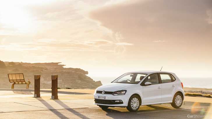 2014 VOLKSWAGEN POLO