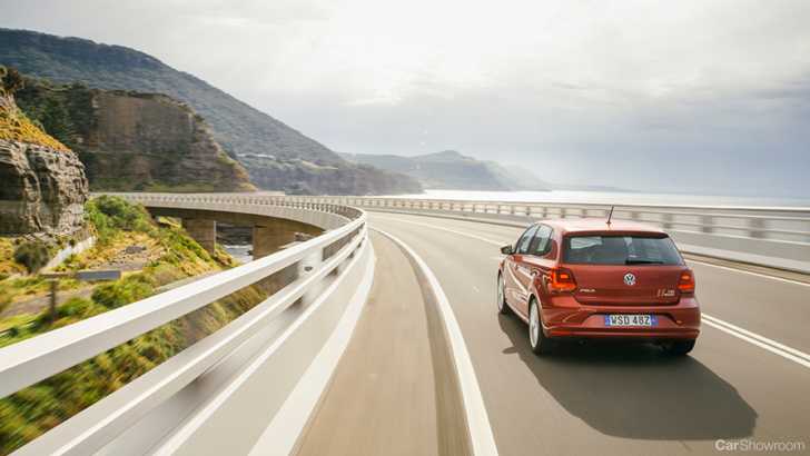 2014 VOLKSWAGEN POLO