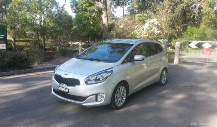 2014 KIA RONDO 4D WAGON SLI