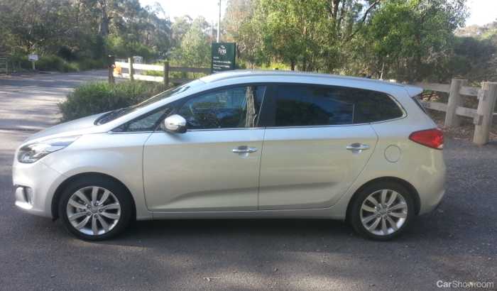 2014 KIA RONDO 4D WAGON SLI