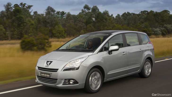 2014 PEUGEOT 5008