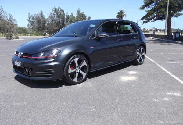 2014 VOLKSWAGEN GOLF 5D HATCHBACK GTI