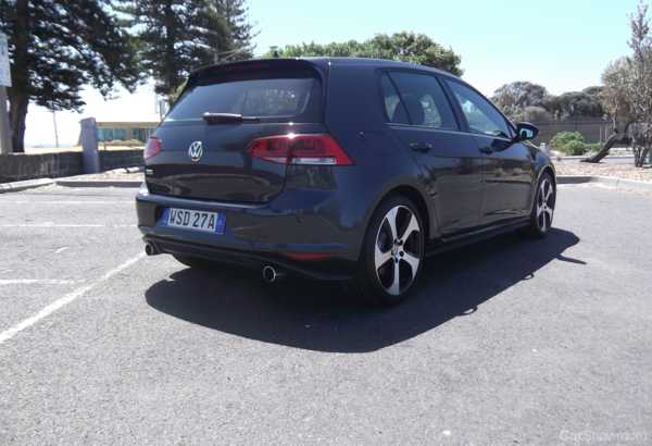 2014 VOLKSWAGEN GOLF 5D HATCHBACK GTI