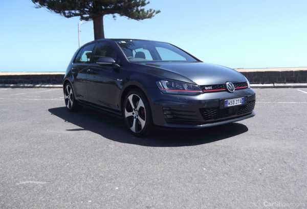 2014 VOLKSWAGEN GOLF 5D HATCHBACK GTI