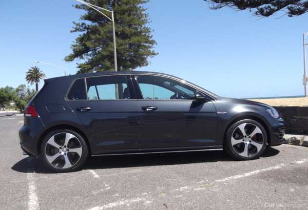 2014 VOLKSWAGEN GOLF 5D HATCHBACK GTI