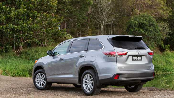 2014 TOYOTA KLUGER