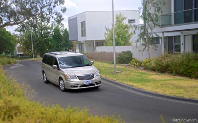 2014 CHRYSLER GRAND VOYAGER 4D WAGON LIMITED