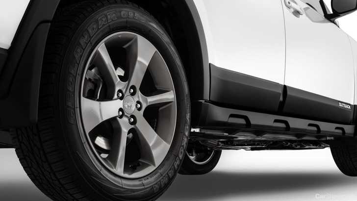 2013 SUBARU OUTBACK 4D WAGON