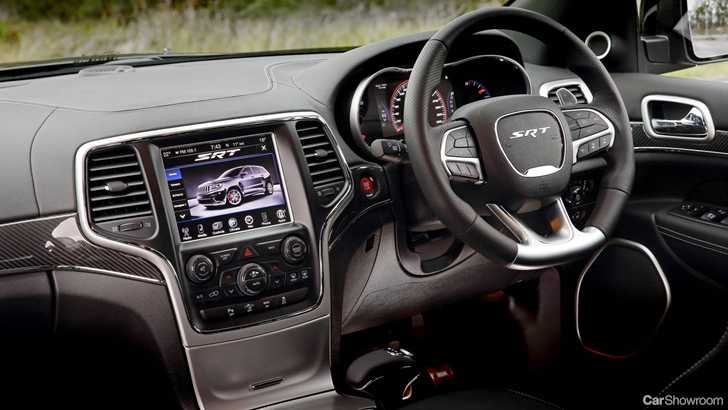 2013 JEEP GRAND CHEROKEE SRT 8 4X4