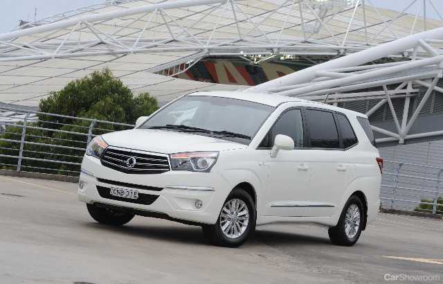 2013 SSANGYONG STAVIC 4D WAGON