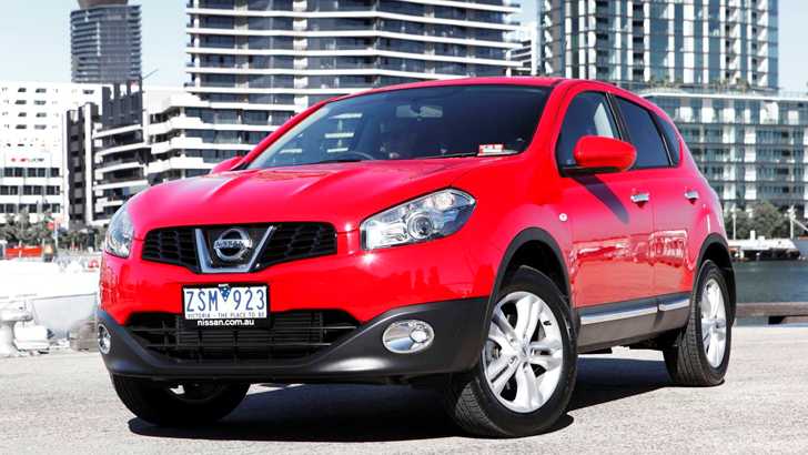 2013 NISSAN DUALIS