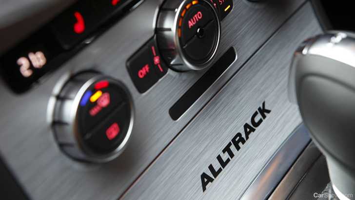 2013 VOLKSWAGEN PASSAT 4D WAGON ALLTRACK