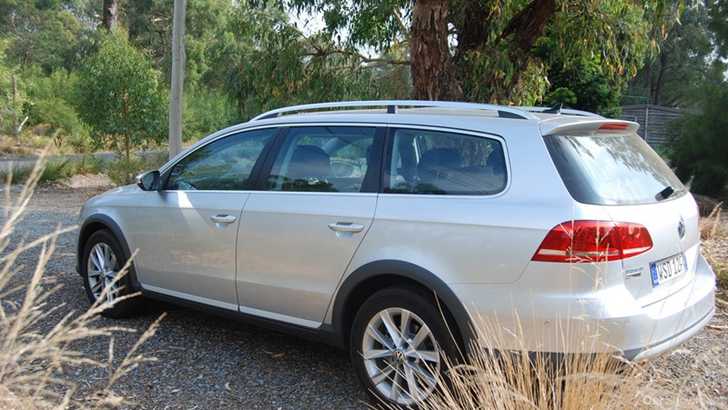 2013 VOLKSWAGEN PASSAT 4D WAGON ALLTRACK