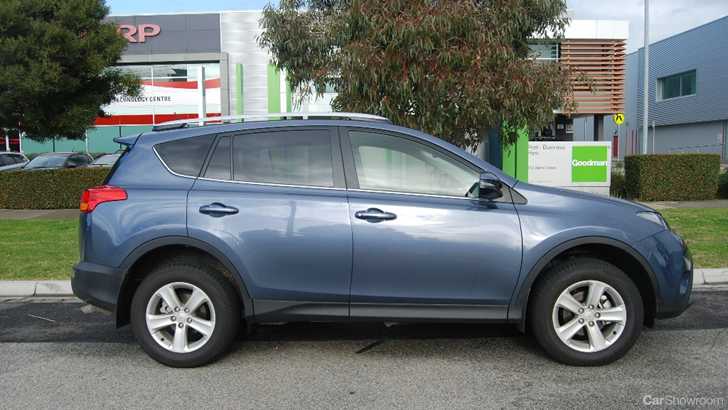 2013 TOYOTA RAV4