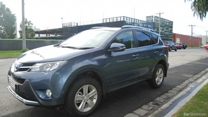 2013 TOYOTA RAV4