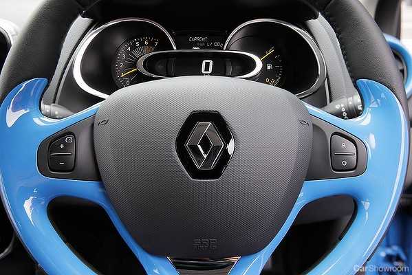 2014 RENAULT CLIO
