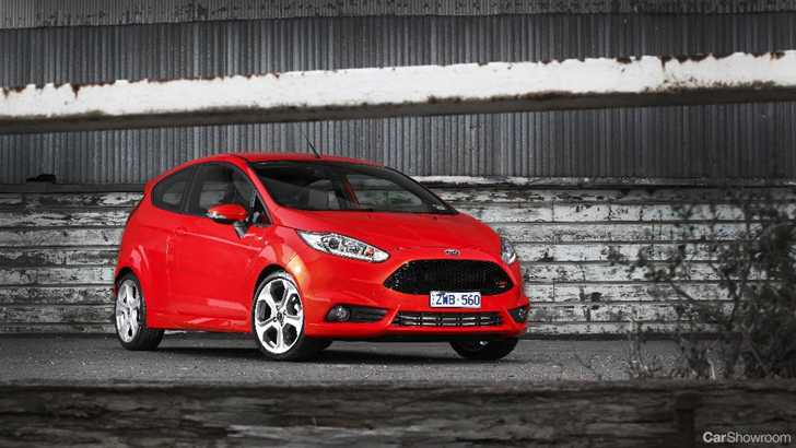 2013 FORD FIESTA