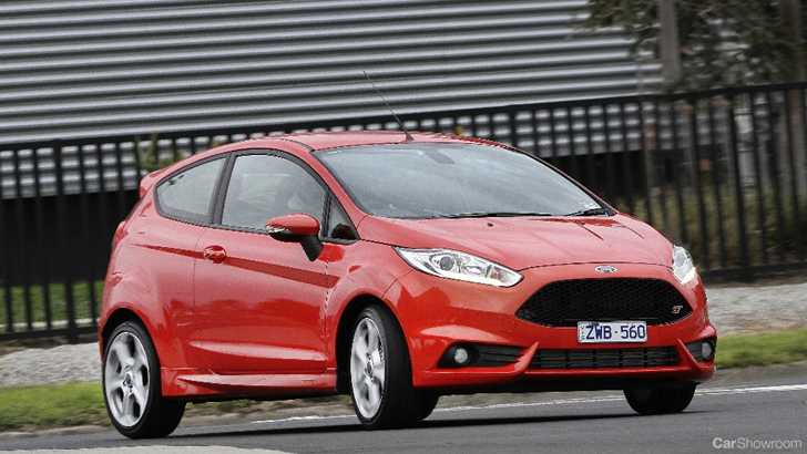 2013 FORD FIESTA