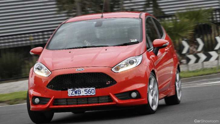 2013 FORD FIESTA