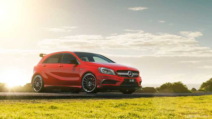 2013 MERCEDES-BENZ A45 5D HATCHBACK AMG