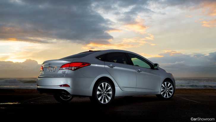 2013 HYUNDAI I40 4D SEDAN