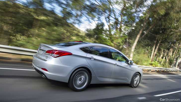 2013 HYUNDAI I40 4D SEDAN