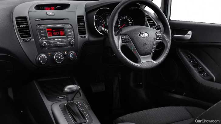 2013 KIA CERATO 5D HATCHBACK