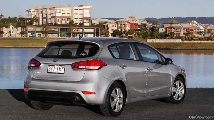 2013 KIA CERATO 5D HATCHBACK