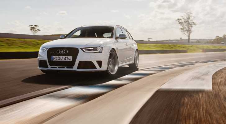2013 AUDI RS4 4D WAGON AVANT QUATTRO