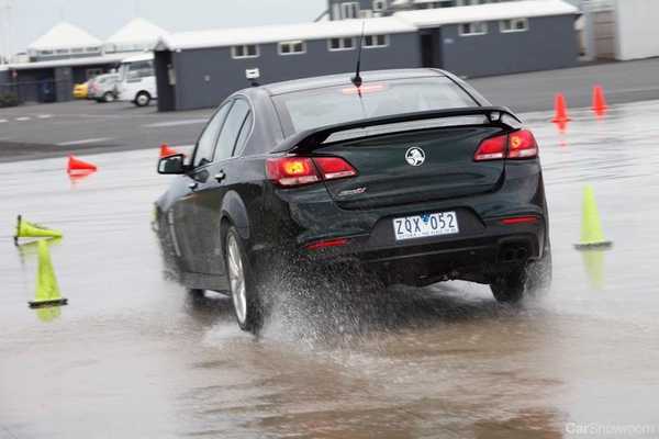 2013 HOLDEN COMMODORE 4D SEDAN SS-V REDLINE