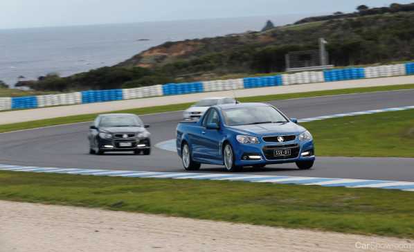 2013 HOLDEN COMMODORE 4D SEDAN SS-V REDLINE
