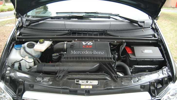 2013 MERCEDES-BENZ VIANO