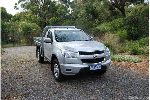 2013 HOLDEN COLORADO