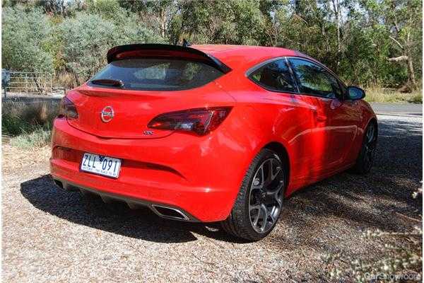 2013 OPEL ASTRA 3D HATCHBACK OPC