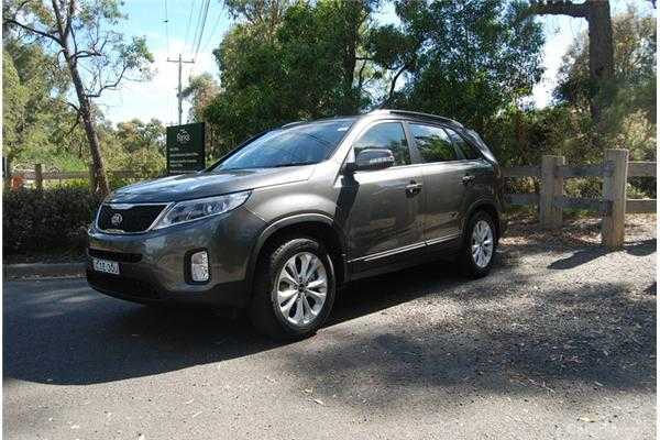 2013 KIA SORENTO 4D WAGON SLI 4X2