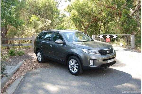 2013 KIA SORENTO 4D WAGON SLI 4X2