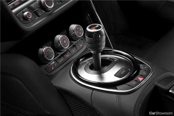2013 AUDI R8 2D COUPE 4.2 FSI QUATTRO