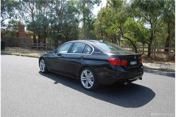2013 BMW 3 4D SEDAN ACTIVE HYBRID