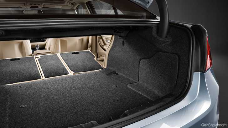 2013 BMW 3 4D SEDAN ACTIVE HYBRID