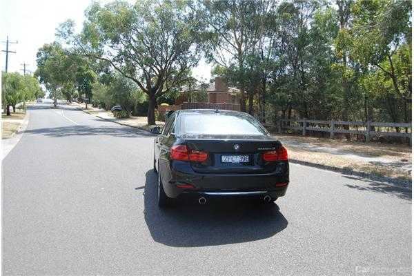 2013 BMW 3 4D SEDAN ACTIVE HYBRID