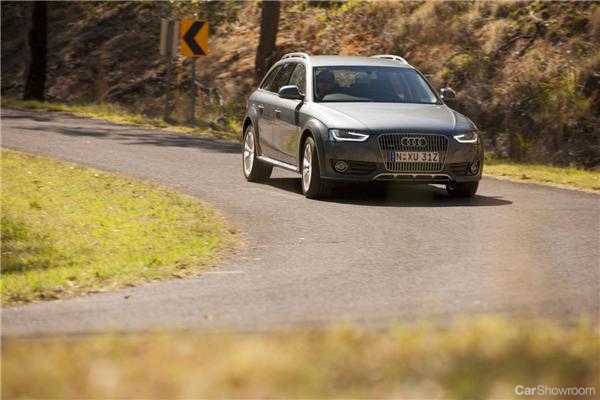 2013 AUDI A4 4D WAGON ALLROAD QUATTRO LE