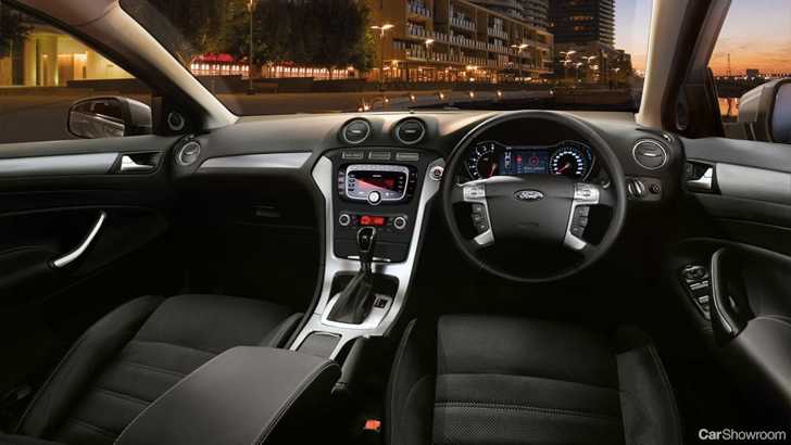 2013 FORD MONDEO 5D HATCHBACK