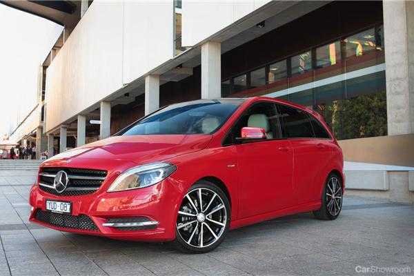 2013 MERCEDES-BENZ B200