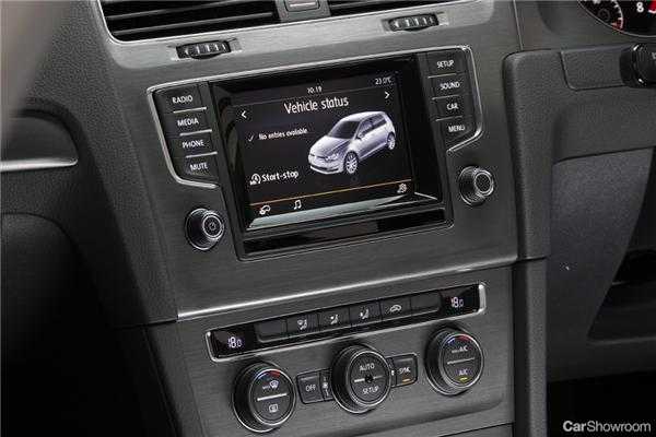 2013 VOLKSWAGEN GOLF 5D HATCHBACK