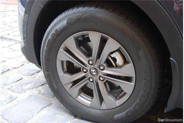 2013 HYUNDAI SANTA FE 4D WAGON
